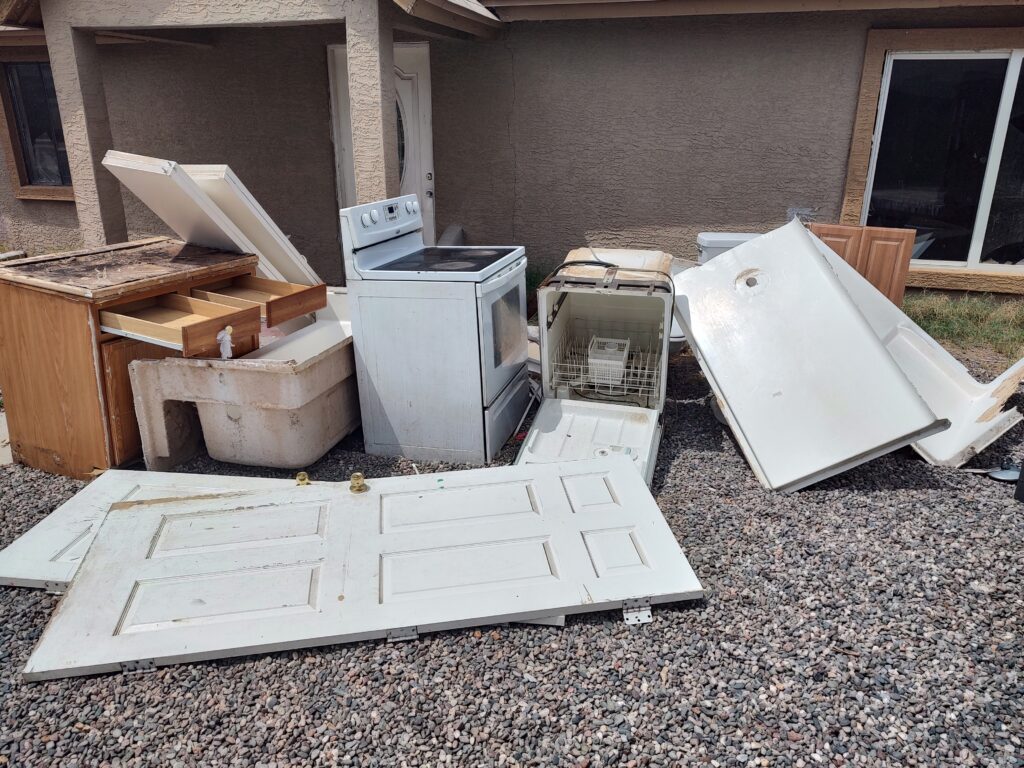 Peoria Bulk Trash Appliance Removal