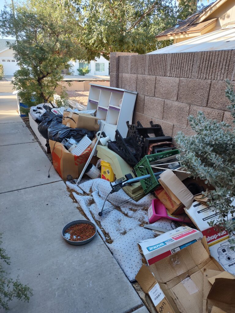 Glendale Curbside Pick Up Junk Removal and Hauling